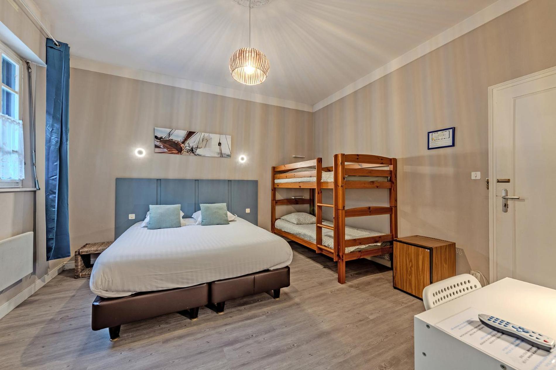 Logis Hotel De La Corniche Breszt Kültér fotó
