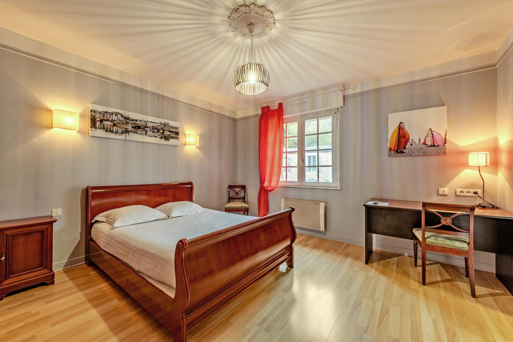 Logis Hotel De La Corniche Breszt Kültér fotó