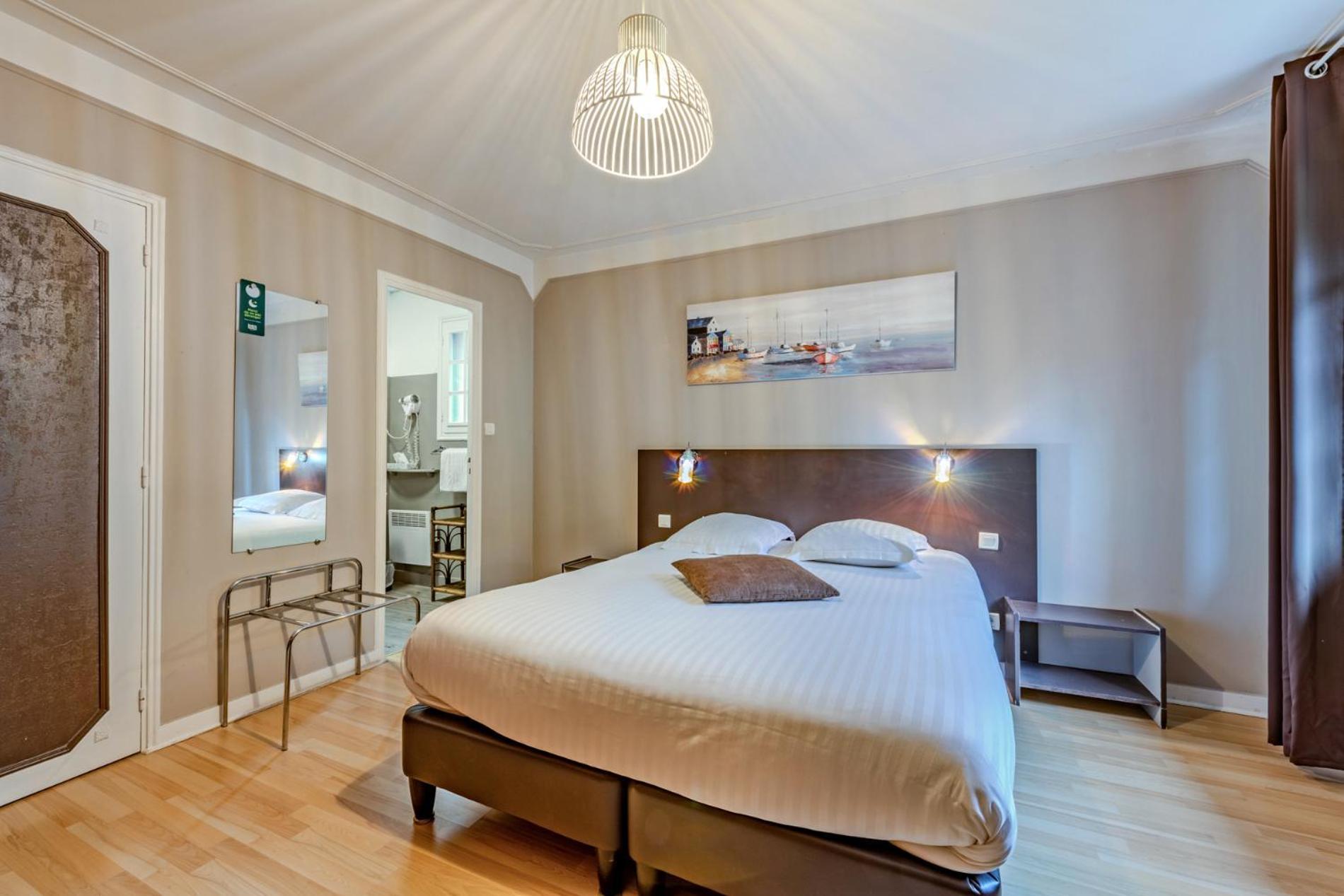 Logis Hotel De La Corniche Breszt Kültér fotó