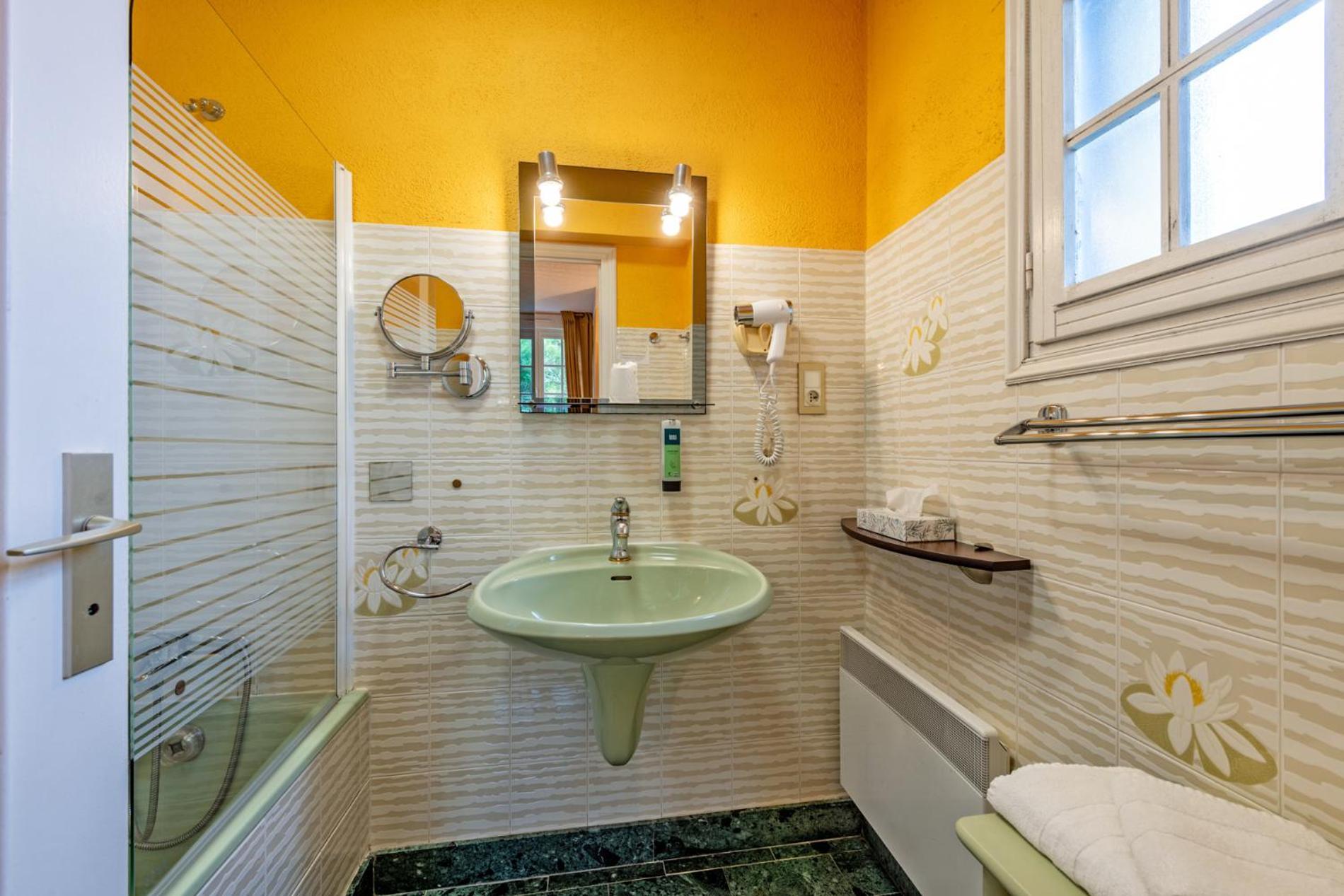 Logis Hotel De La Corniche Breszt Kültér fotó