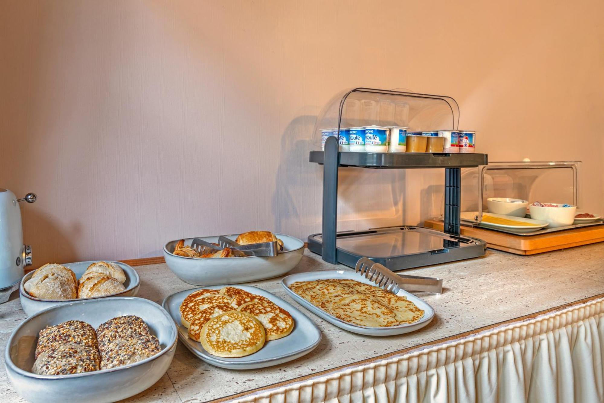 Logis Hotel De La Corniche Breszt Kültér fotó