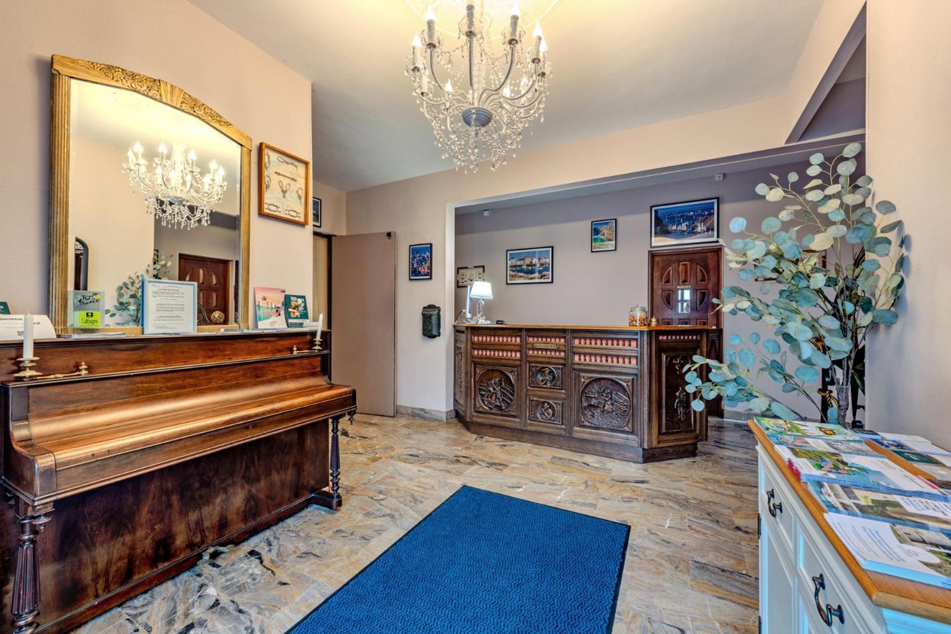 Logis Hotel De La Corniche Breszt Kültér fotó